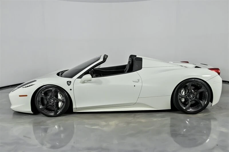 2013 Ferrari 458 Spider - Image 8 of 12