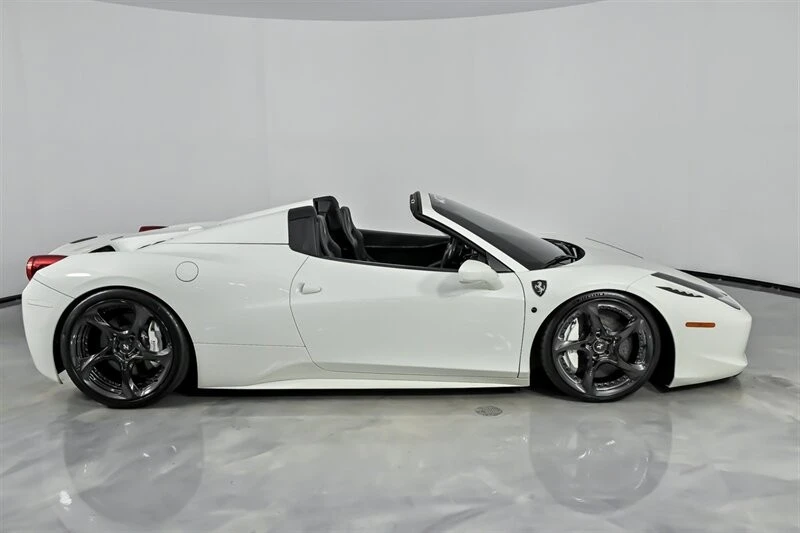2013 Ferrari 458 Spider - Image 14 of 21