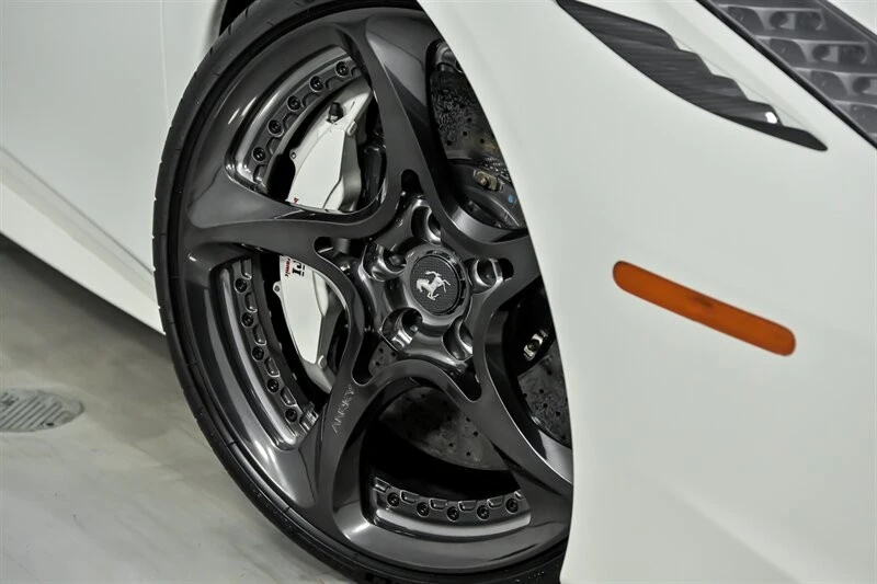 2013 Ferrari 458 Spider - Image 4 of 12