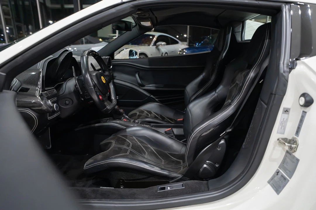 2013 Ferrari 458 Spider - Image 9 of 31