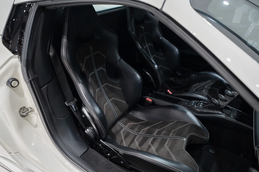 2013 Ferrari 458 Spider - Image 23 of 31