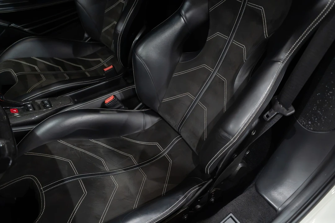 2013 Ferrari 458 Spider - Image 11 of 31
