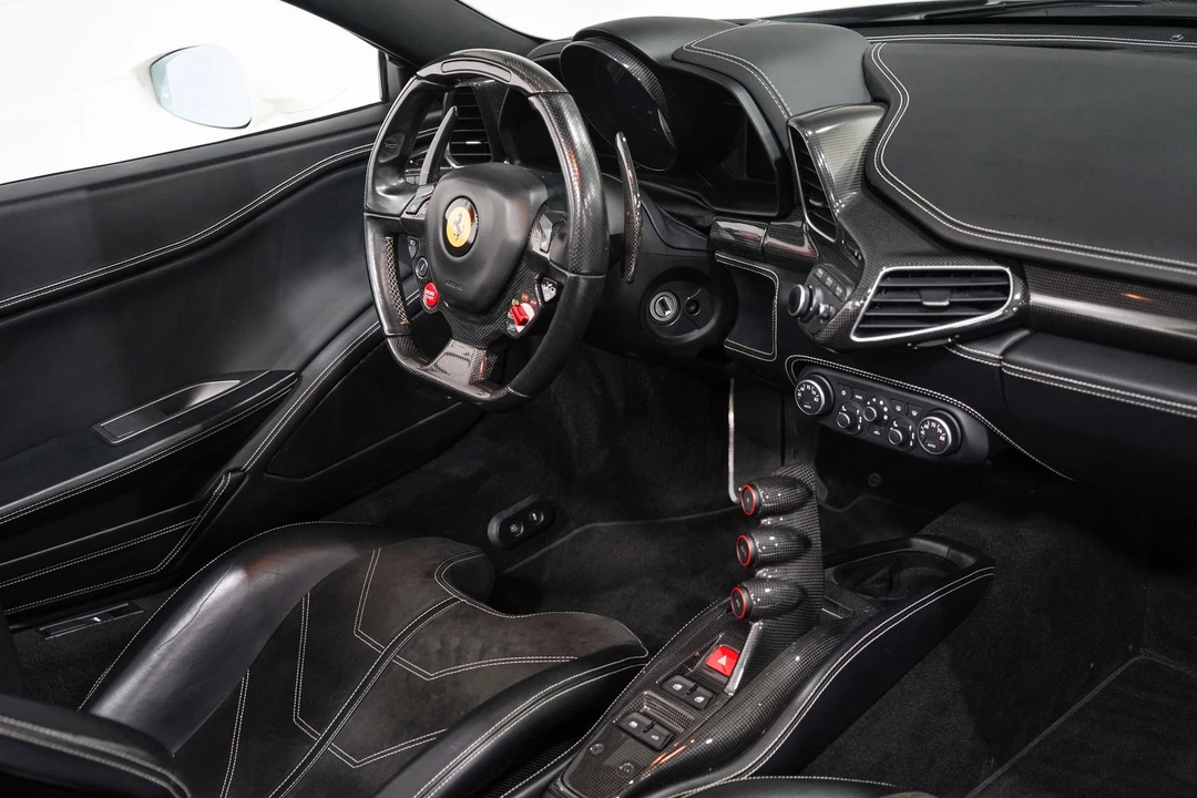 2013 Ferrari 458 Spider - Image 18 of 31