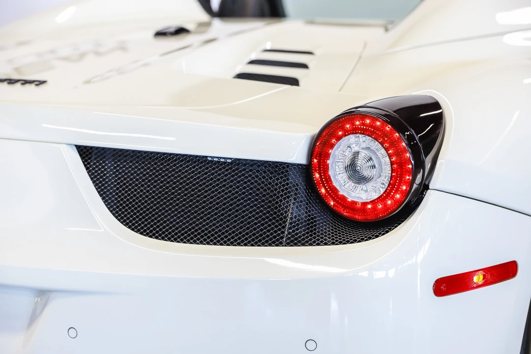 2013 Ferrari 458 Spider - Image 23 of 31