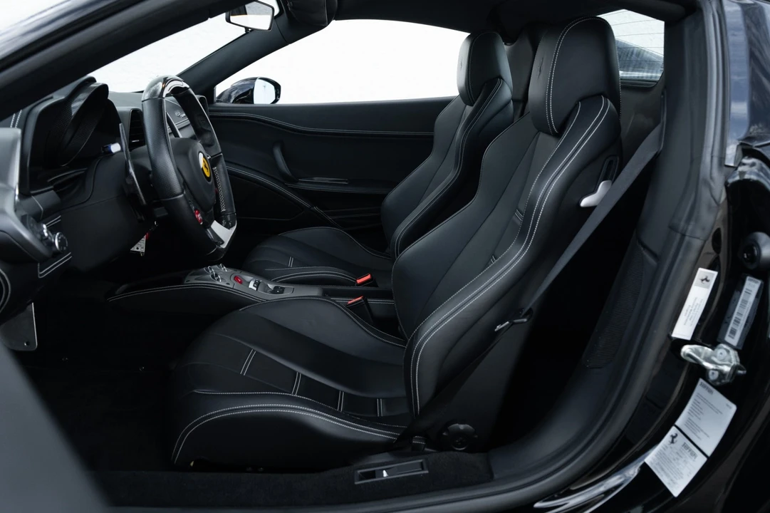 2013 Ferrari 458 Spider - Image 5 of 21