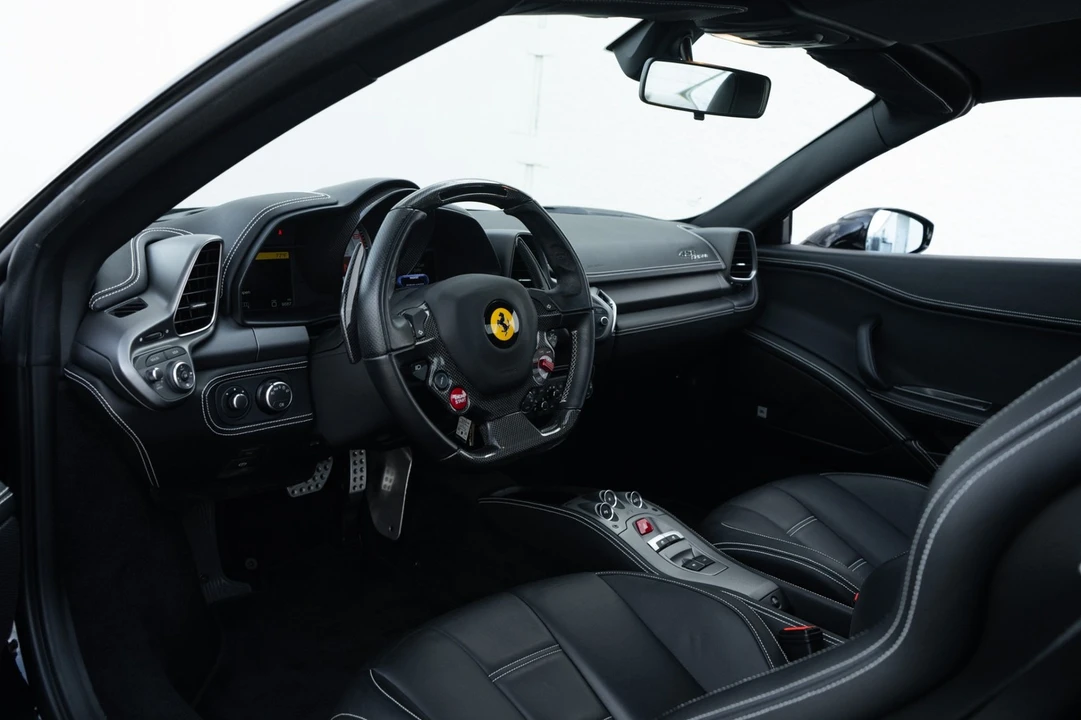 2013 Ferrari 458 Spider - Image 4 of 21