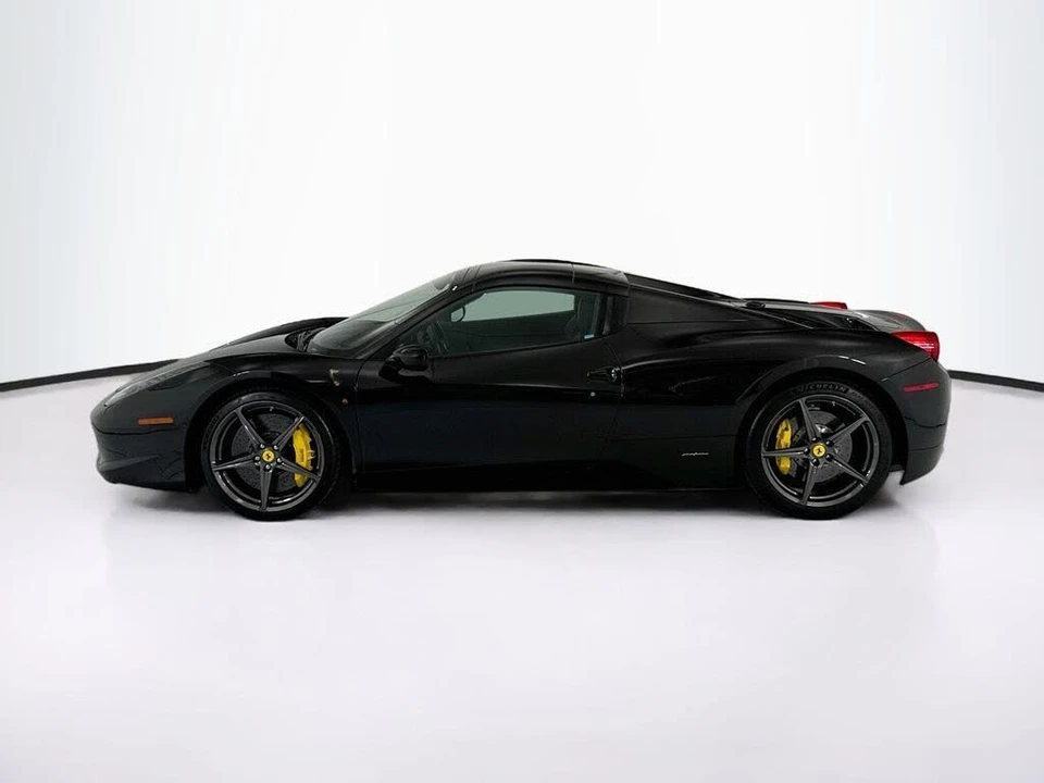 2013 Ferrari 458 Spider - Image 16 of 31