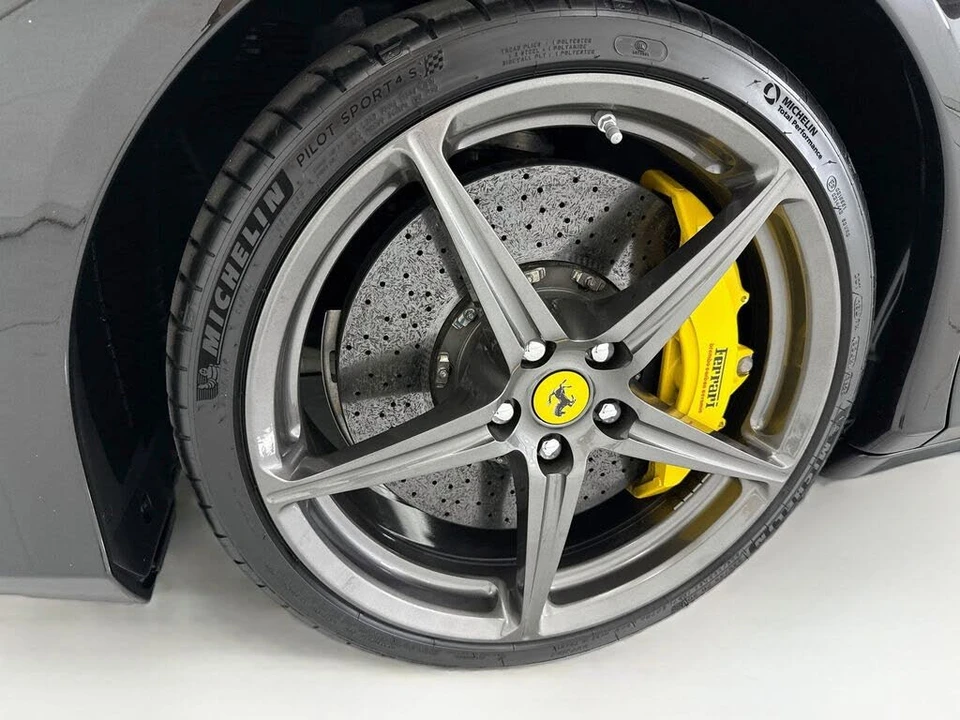 2013 Ferrari 458 Spider - Image 31 of 31