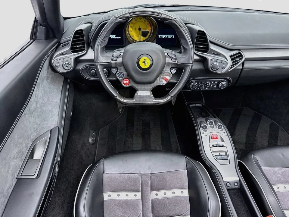 2013 Ferrari 458 Spider - Image 18 of 31