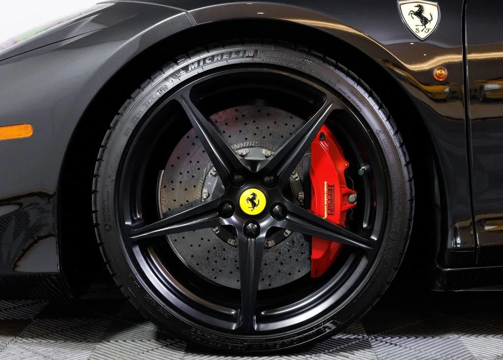 2013 Ferrari 458 Spider - Image 9 of 30