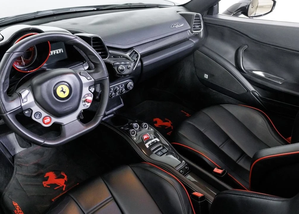 2013 Ferrari 458 Spider - Image 21 of 30