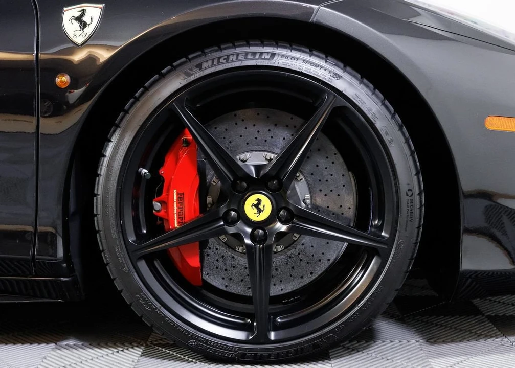 2013 Ferrari 458 Spider - Image 12 of 30