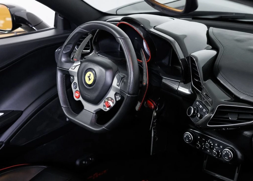 2013 Ferrari 458 Spider - Image 28 of 30