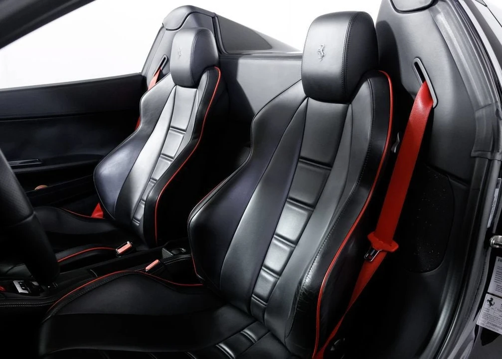 2013 Ferrari 458 Spider - Image 25 of 30