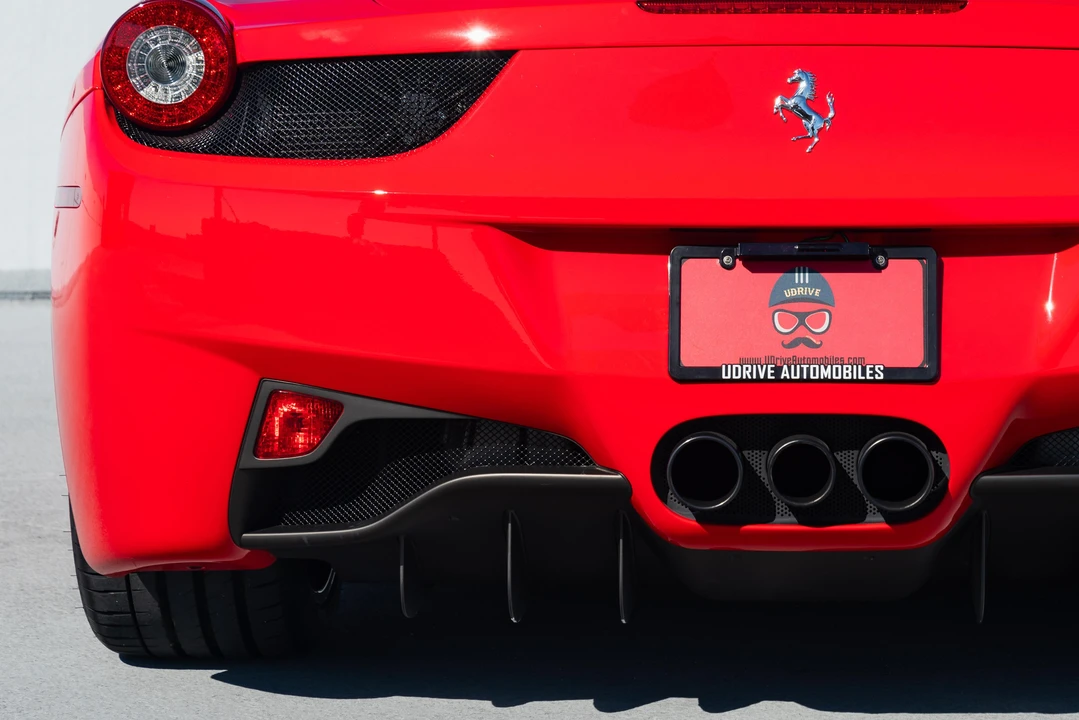 2013 Ferrari 458 Spider - Image 27 of 31
