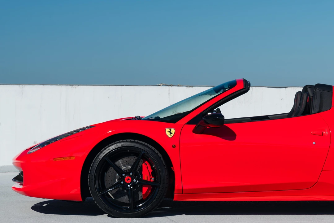 2013 Ferrari 458 Spider - Image 19 of 31