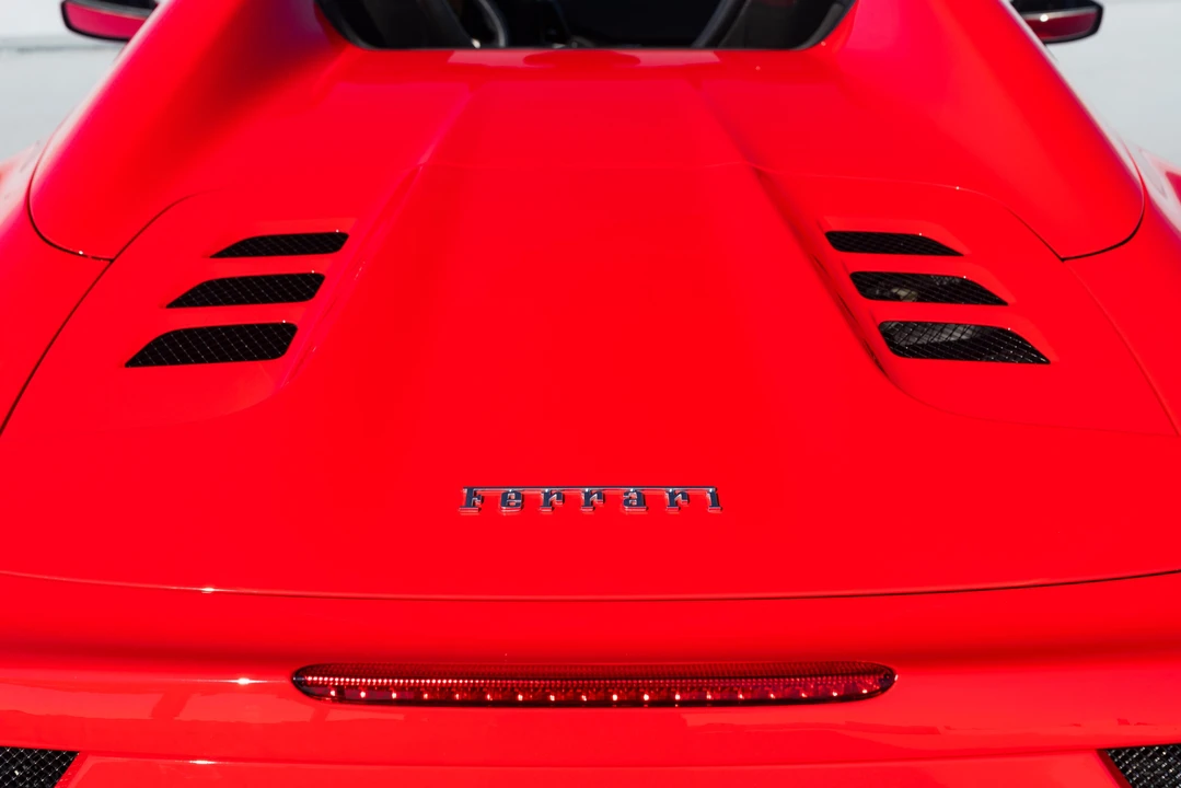2013 Ferrari 458 Spider - Image 29 of 31
