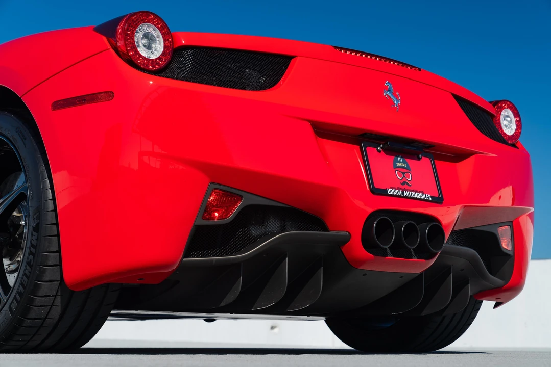 2013 Ferrari 458 Spider - Image 26 of 31