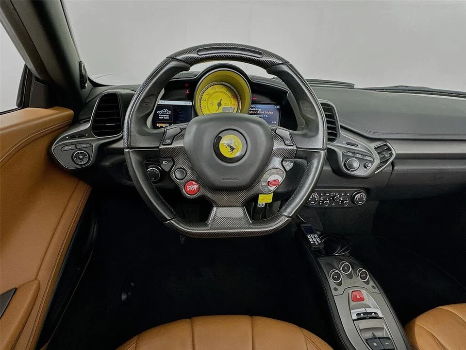 2013 Ferrari 458 Spider - Image 11 of 31