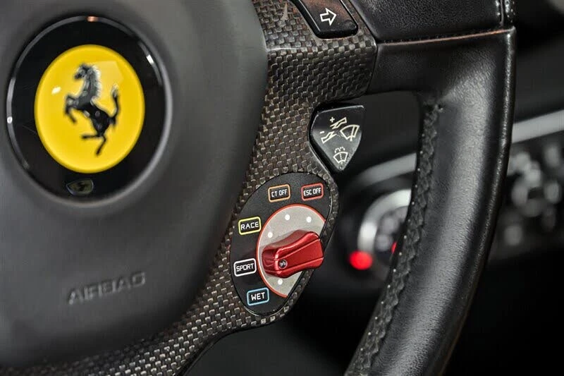 2013 Ferrari 458 Spider - Image 22 of 31