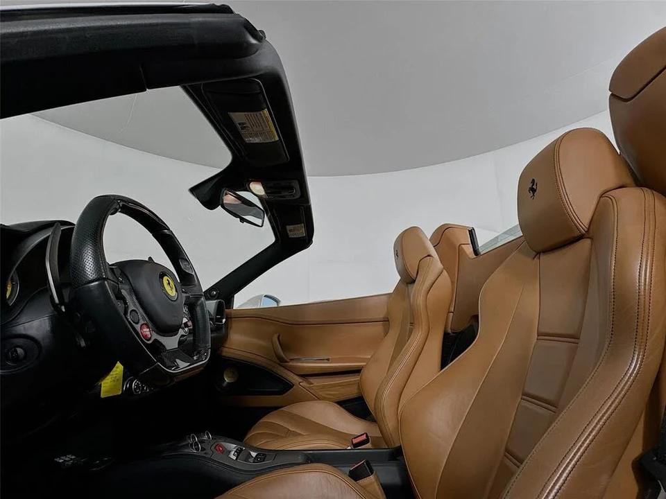2013 Ferrari 458 Spider - Image 21 of 31