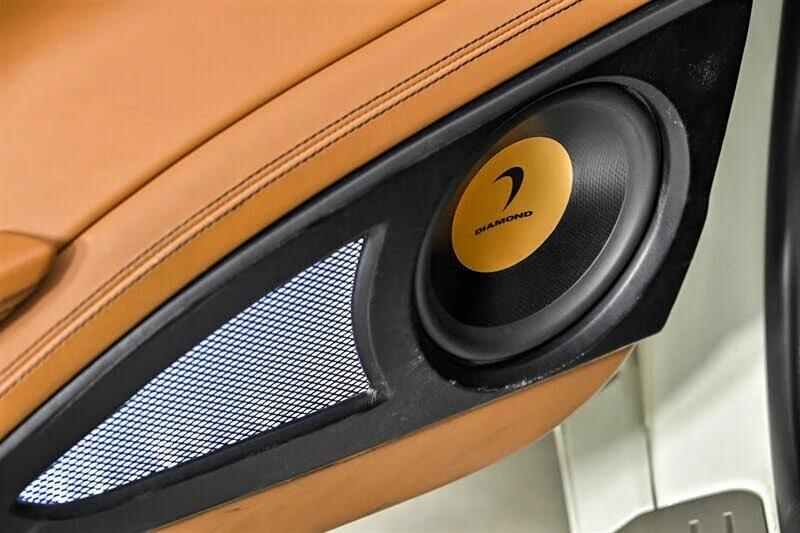 2013 Ferrari 458 Spider - Image 16 of 31