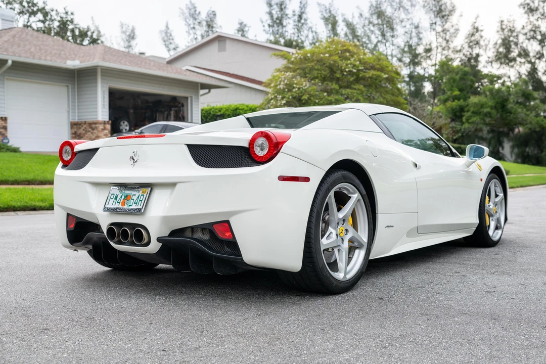 2013 Ferrari 458 Spider - Image 17 of 31