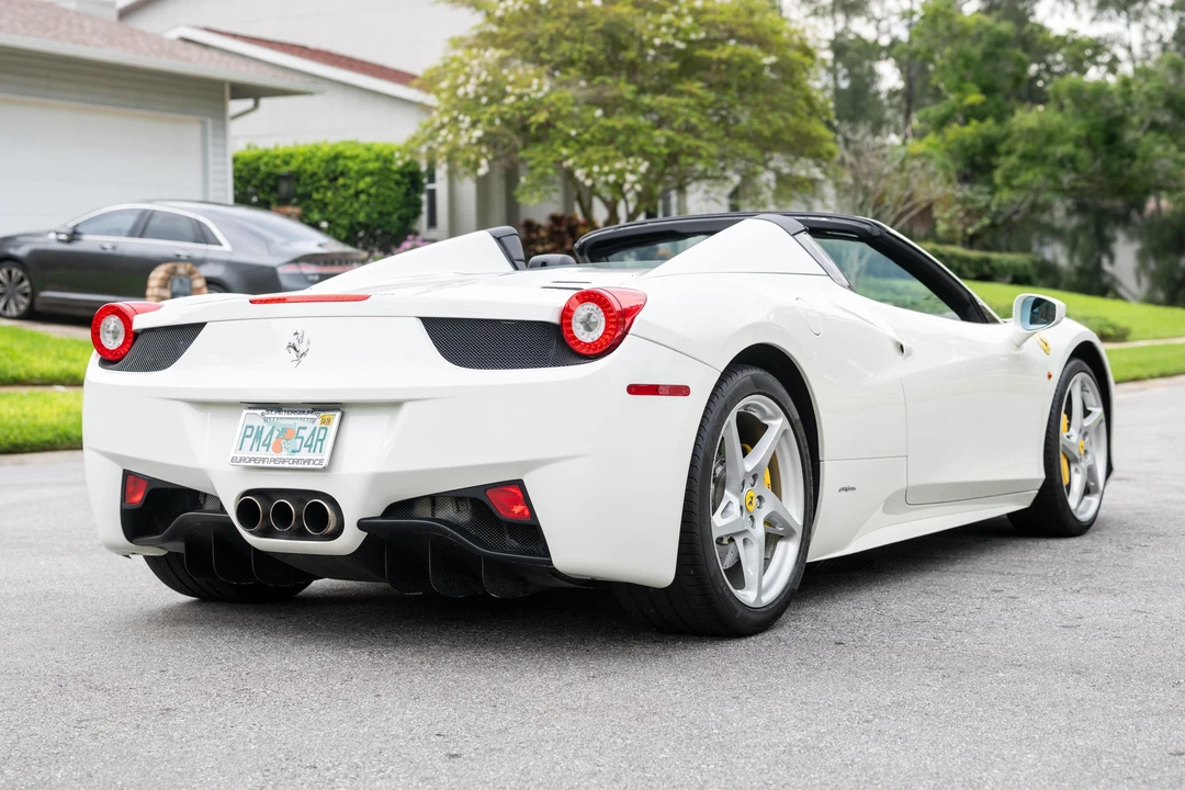 2013 Ferrari 458 Spider - Image 9 of 31