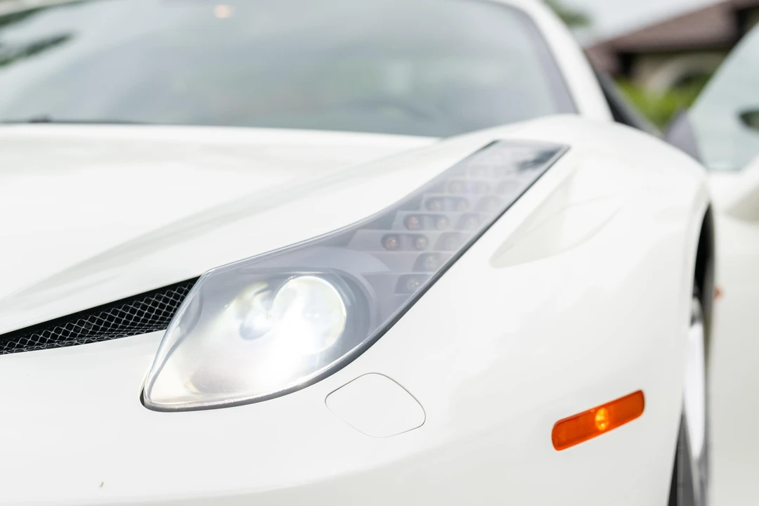 2013 Ferrari 458 Spider - Image 27 of 31