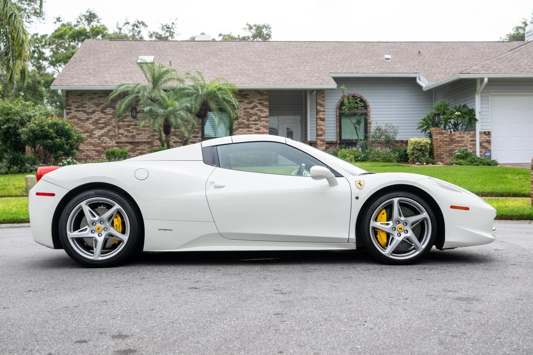 2013 Ferrari 458 Spider - Image 18 of 31