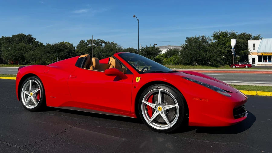 2013 Ferrari 458 Spider - Image 9 of 11