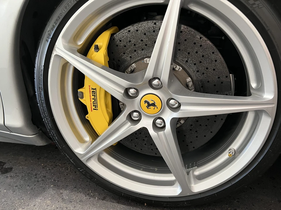 2013 Ferrari 458 Spider - Image 26 of 31