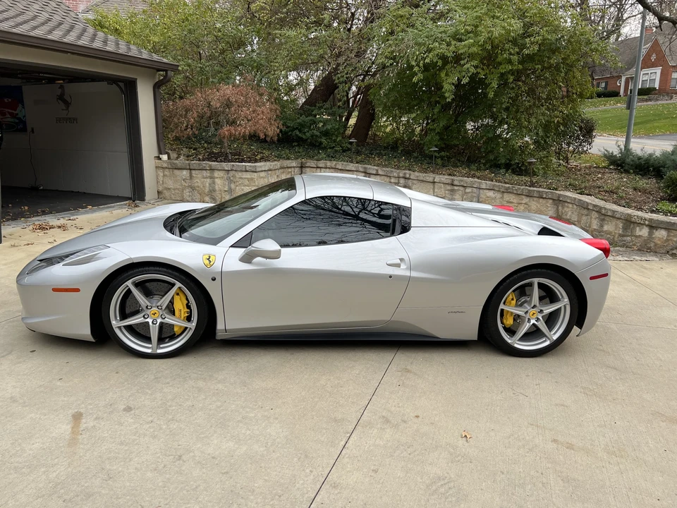 2013 Ferrari 458 Spider - Image 15 of 31