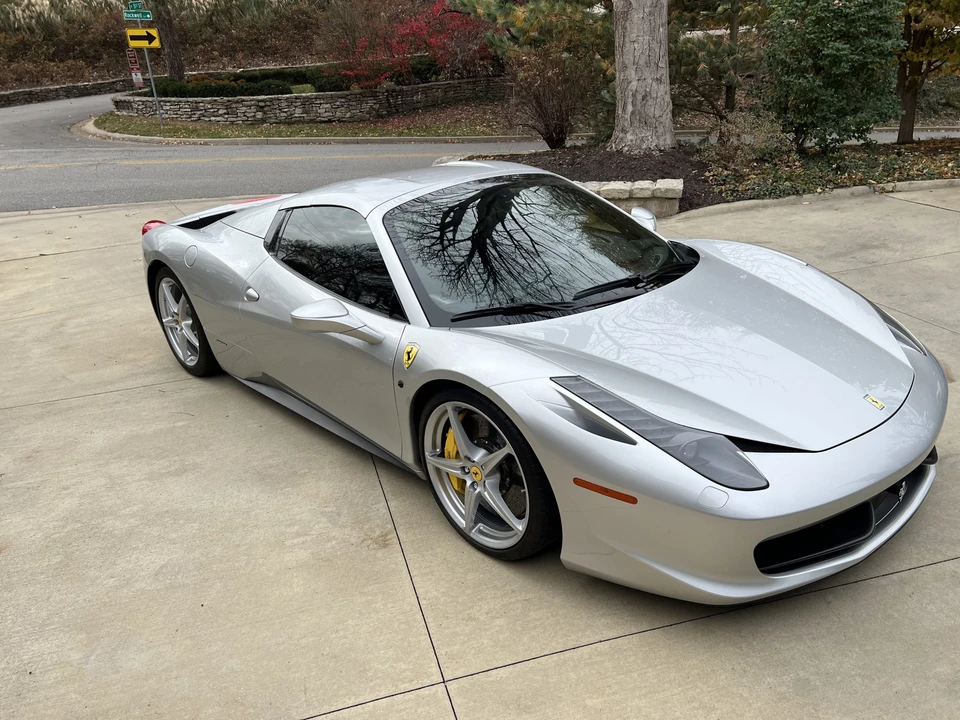 2013 Ferrari 458 Spider - Image 10 of 31