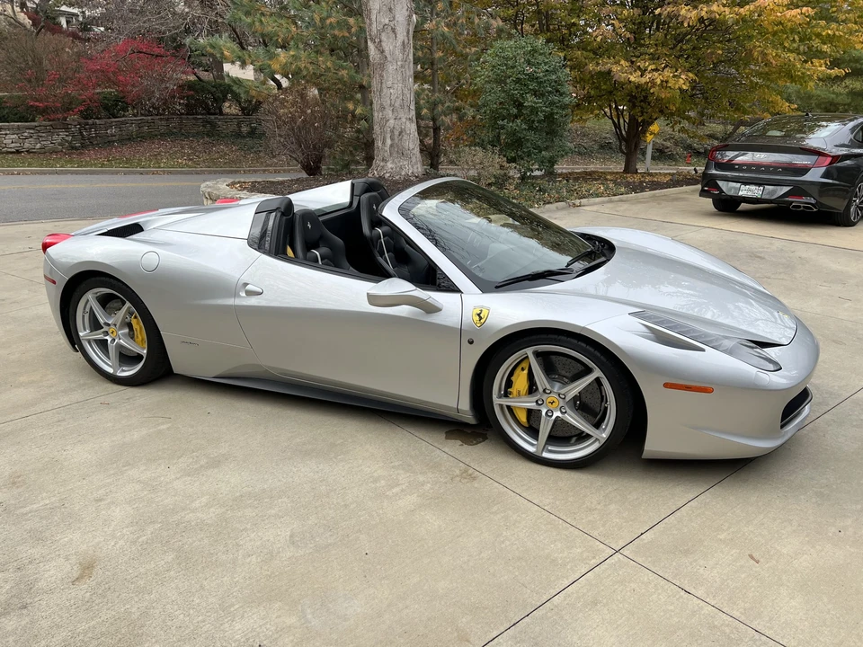 2013 Ferrari 458 Spider - Image 4 of 31