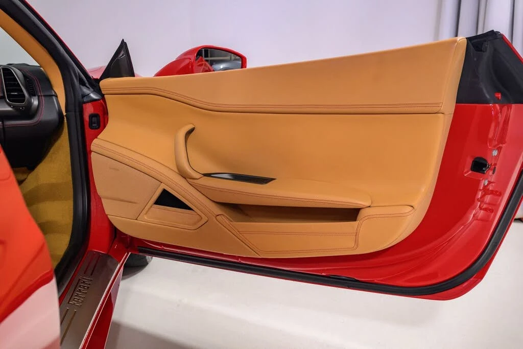 2013 Ferrari 458 Spider - Image 30 of 31