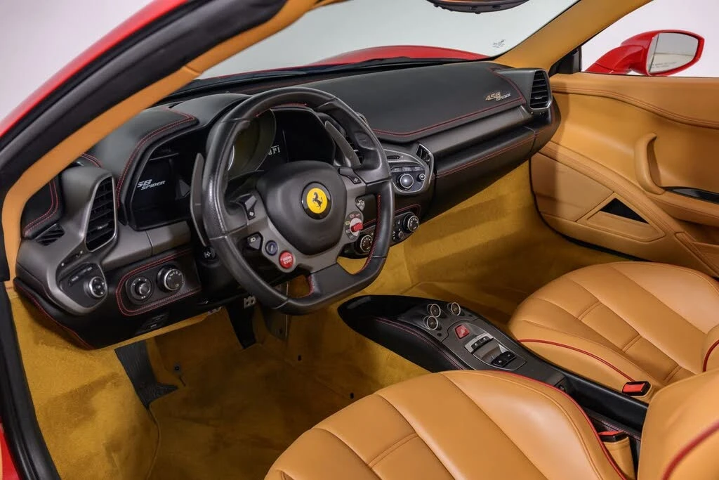 2013 Ferrari 458 Spider - Image 27 of 31