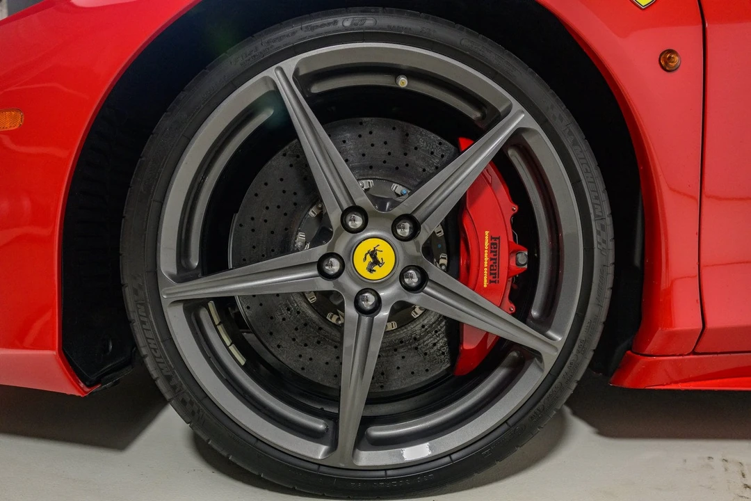 2013 Ferrari 458 Spider - Image 21 of 31