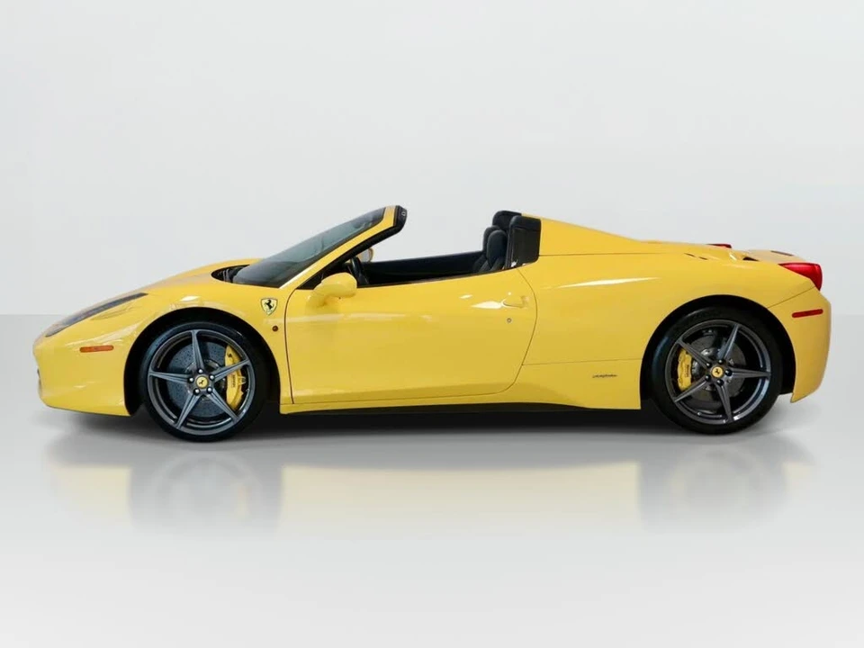 2013 Ferrari 458 Spider - Image 2 of 31