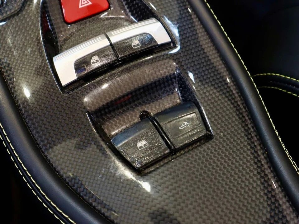 2013 Ferrari 458 Spider - Image 28 of 31