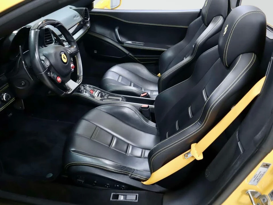 2013 Ferrari 458 Spider - Image 19 of 31