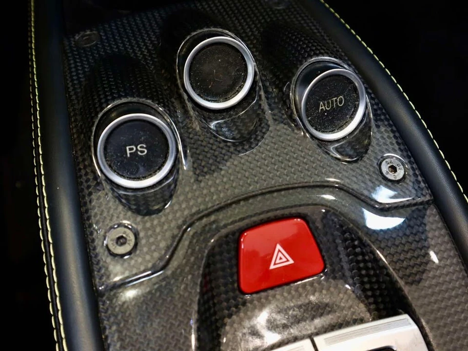 2013 Ferrari 458 Spider - Image 29 of 31