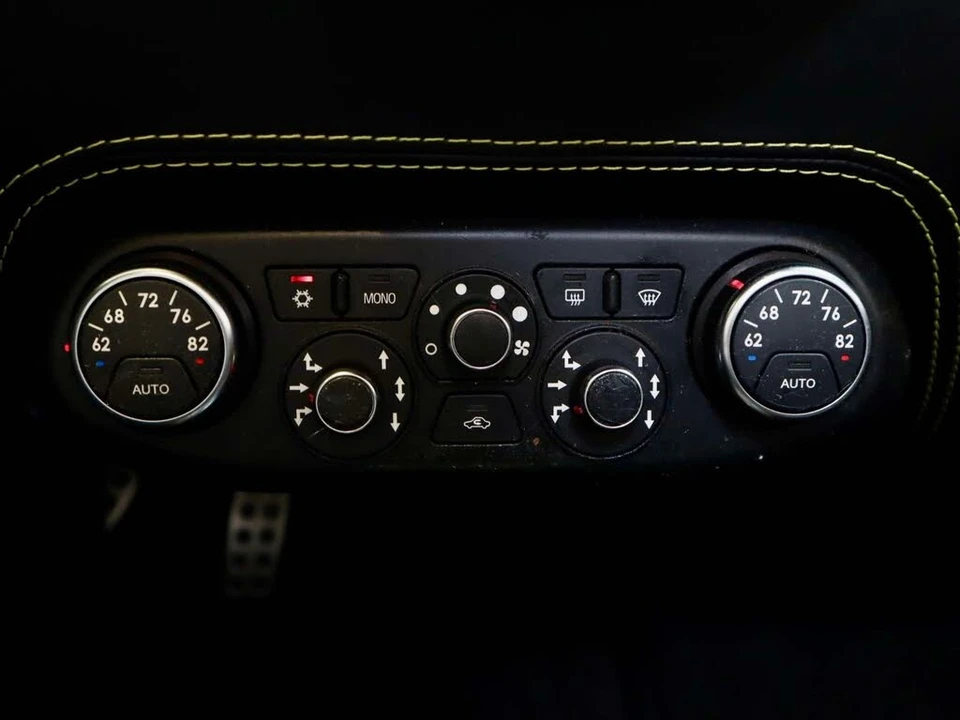 2013 Ferrari 458 Spider - Image 30 of 31