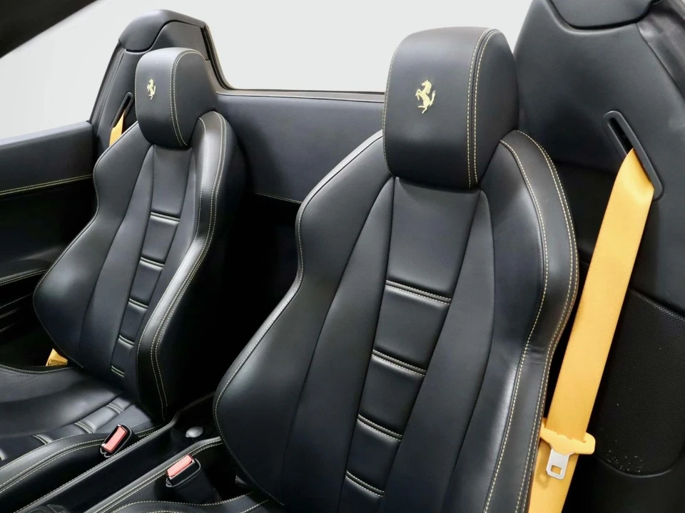 2013 Ferrari 458 Spider - Image 18 of 31