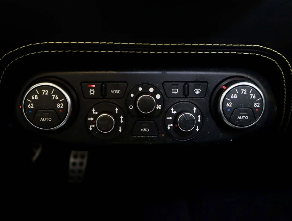 2013 Ferrari 458 Spider - Image 30 of 31
