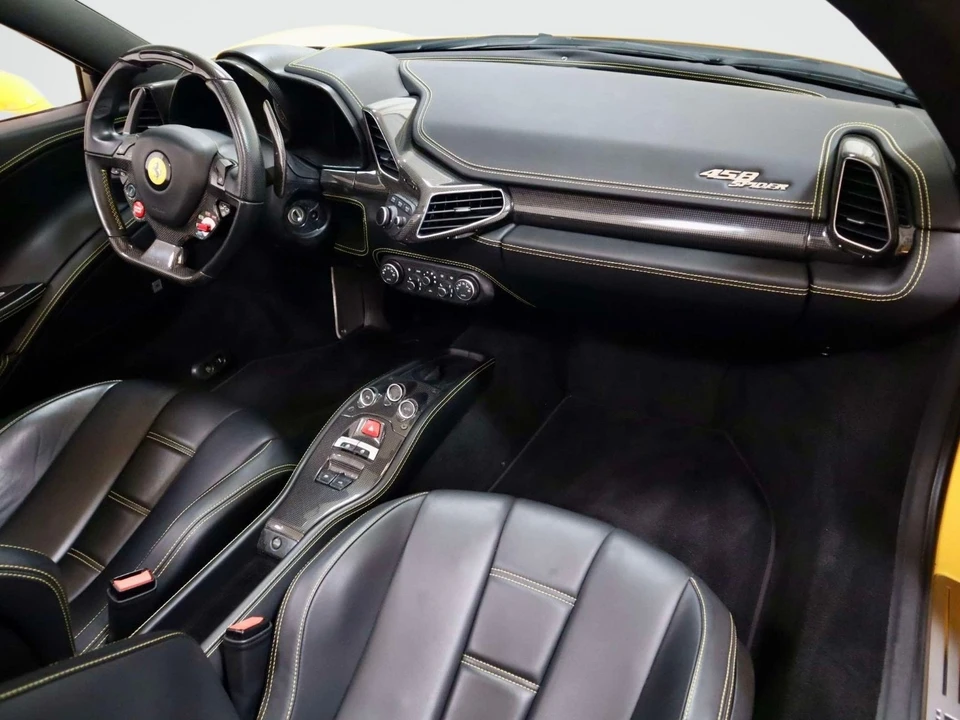 2013 Ferrari 458 Spider - Image 16 of 31