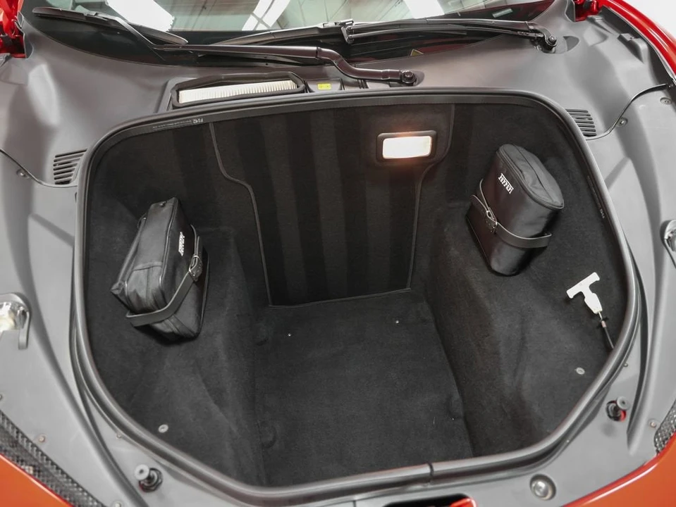 2013 Ferrari 458 Spider - Image 14 of 31