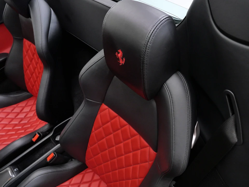2013 Ferrari 458 Spider - Image 17 of 31