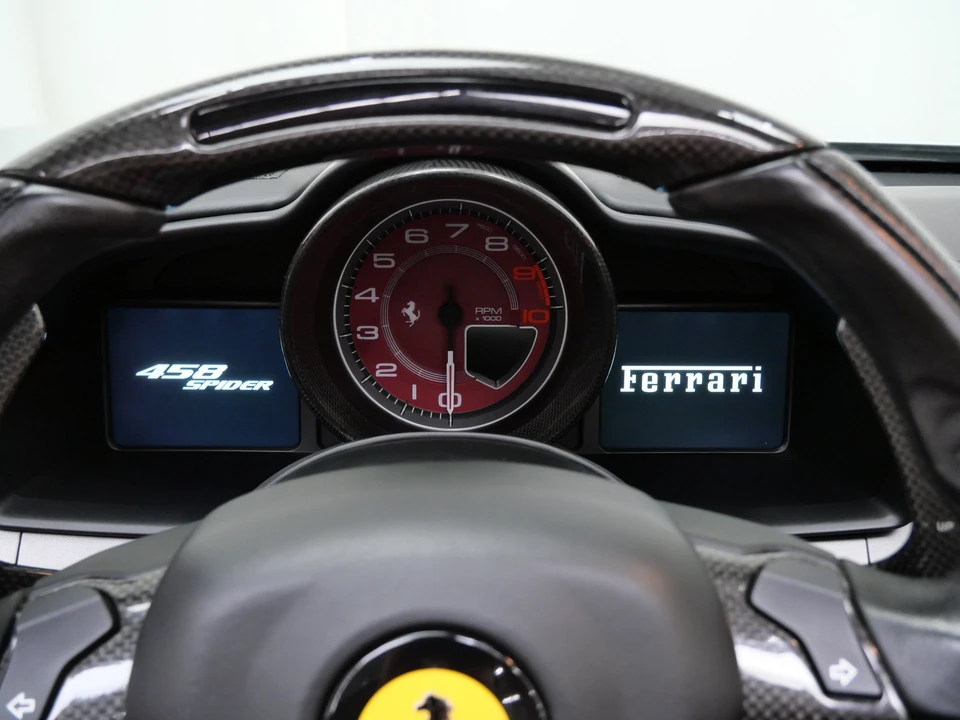 2013 Ferrari 458 Spider - Image 20 of 31