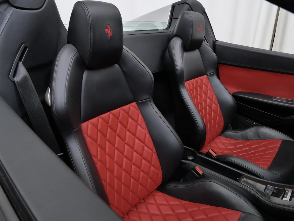 2013 Ferrari 458 Spider - Image 11 of 31